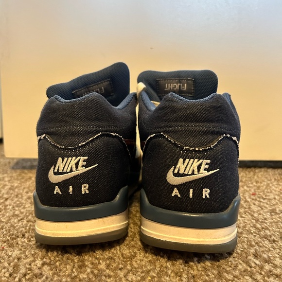 Nike Air Flightsquad Limited Release - Picture 3 of 4